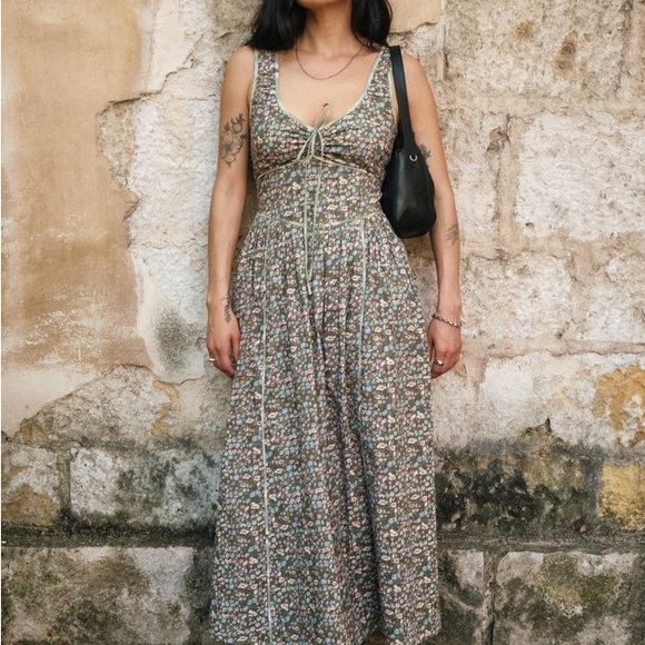 Christy Dawn Alessandra dress in Fern Flanders Poppy - Picture 2 of 13